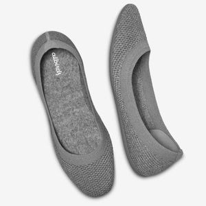 Allbirds Women's Tree Breezers LIMITED EDITION:
Mist (Dark Grey Sole) Si…